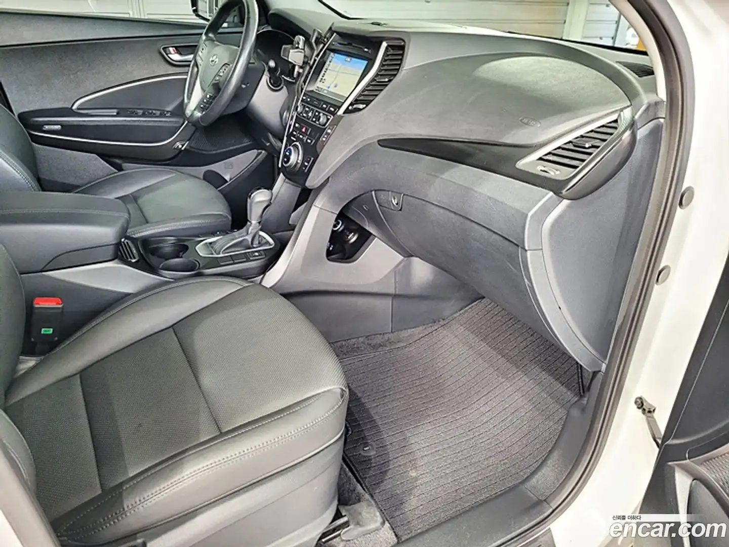 Santafe Hyundai 2018.0-OPTION-021