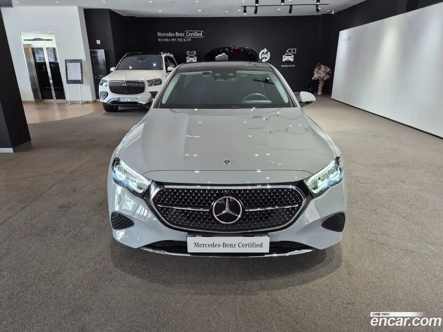 E-Class Mercedes-Benz 2025.4-OUTER-003