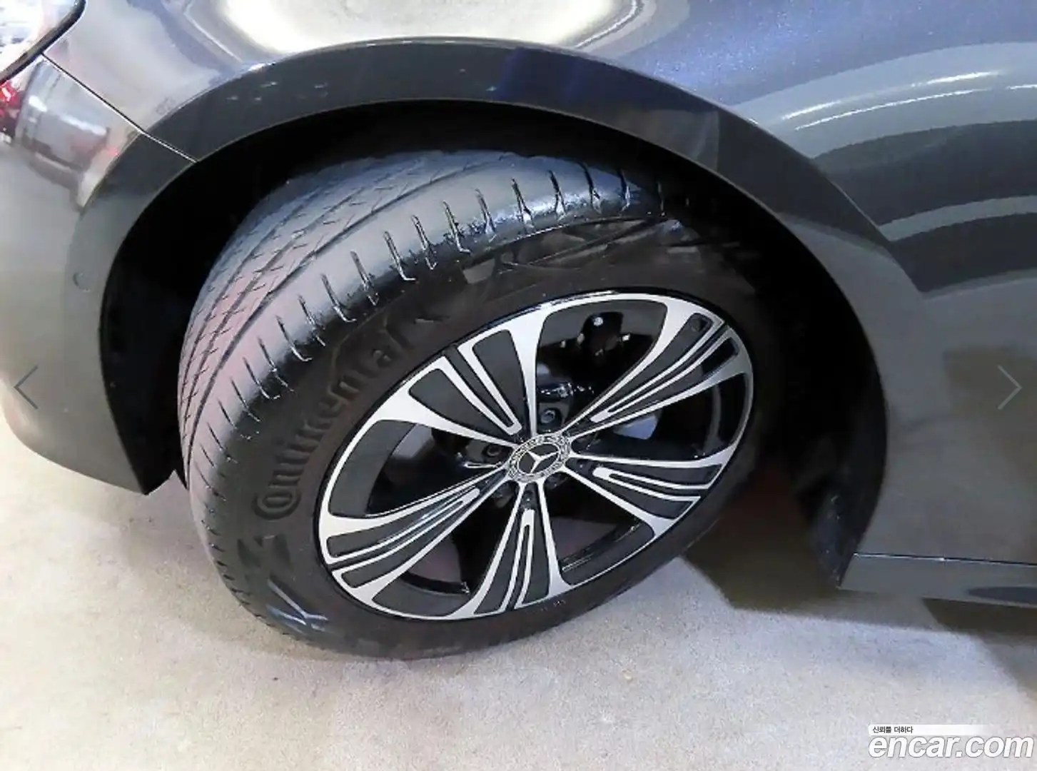 E-Class Mercedes-Benz 2024.8-OPTION-024