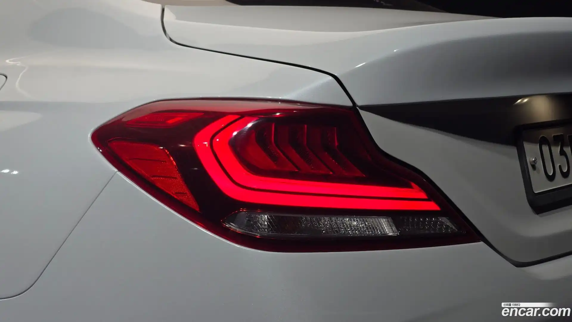 G70 Genesis 2018.2-OUTER-033