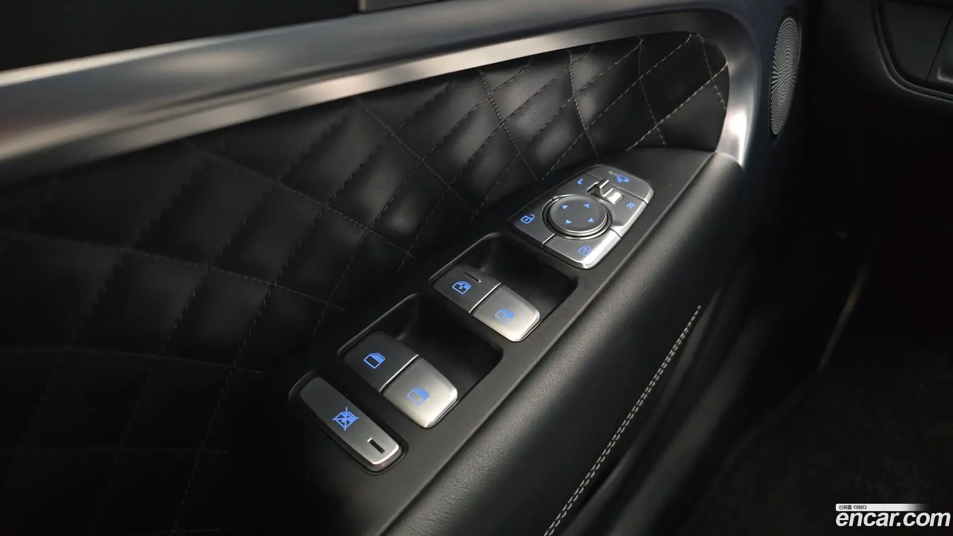 G70 Genesis 2018.2-OPTION-041