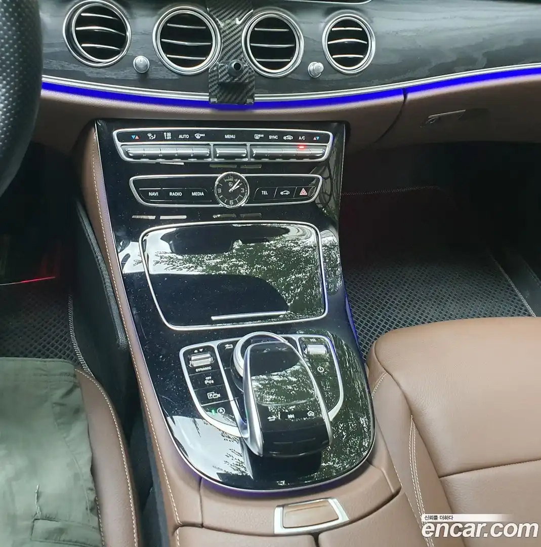 E-Class Mercedes-Benz 2017.7-INNER-009