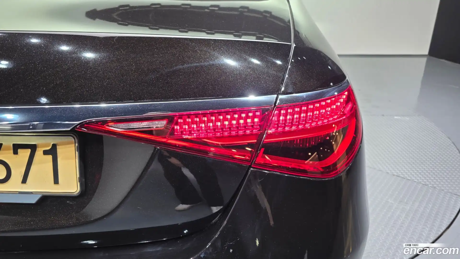 S-Class Mercedes-Benz 2021.4-OUTER-033