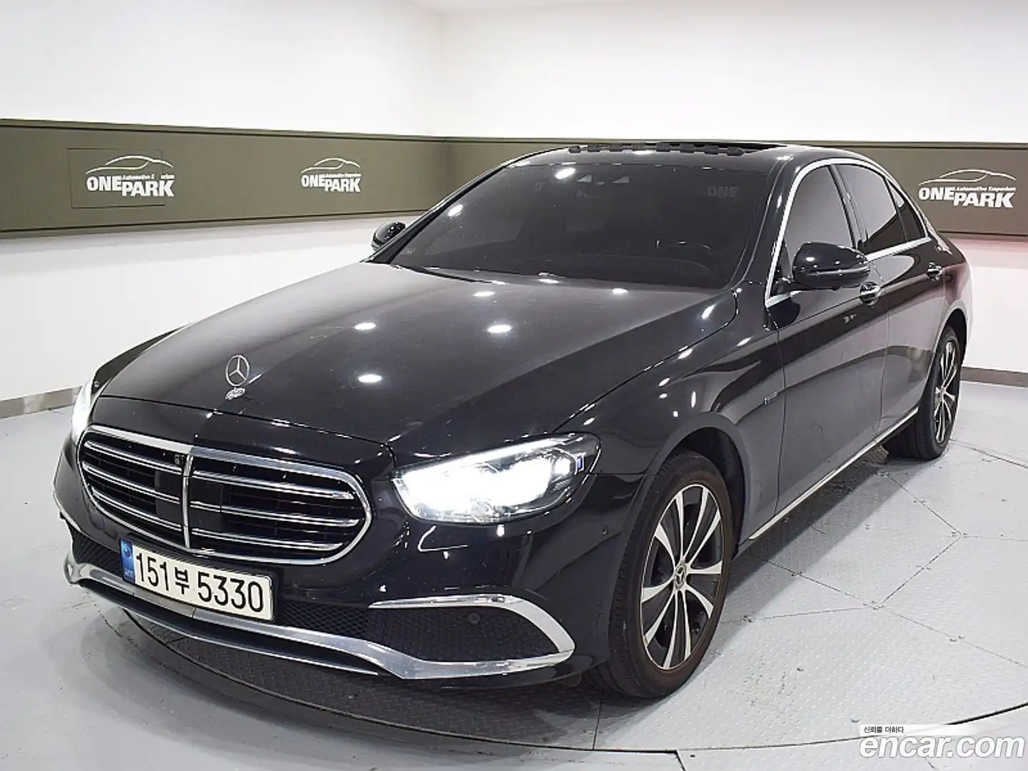 E-Class Mercedes-Benz 2021.4-OUTER-001