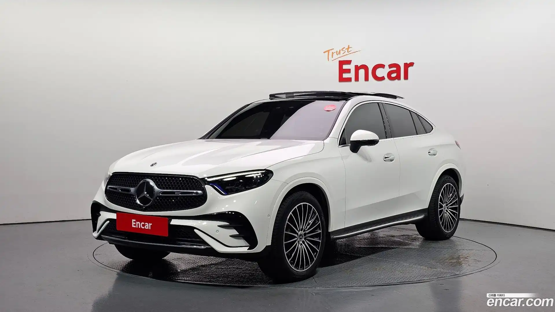 GLC-Class Mercedes-Benz 2024.7-OUTER-001