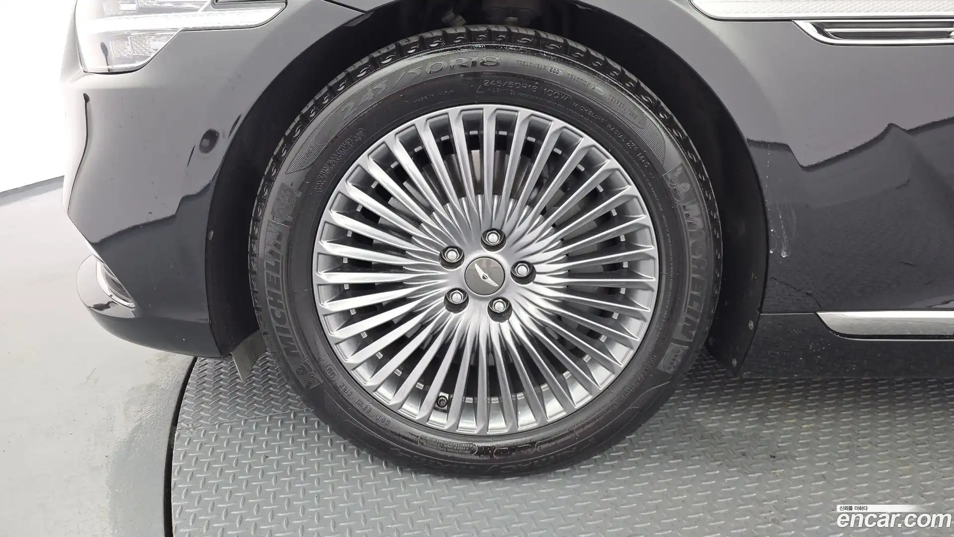 G90 Genesis 2020.0-OUTER-005