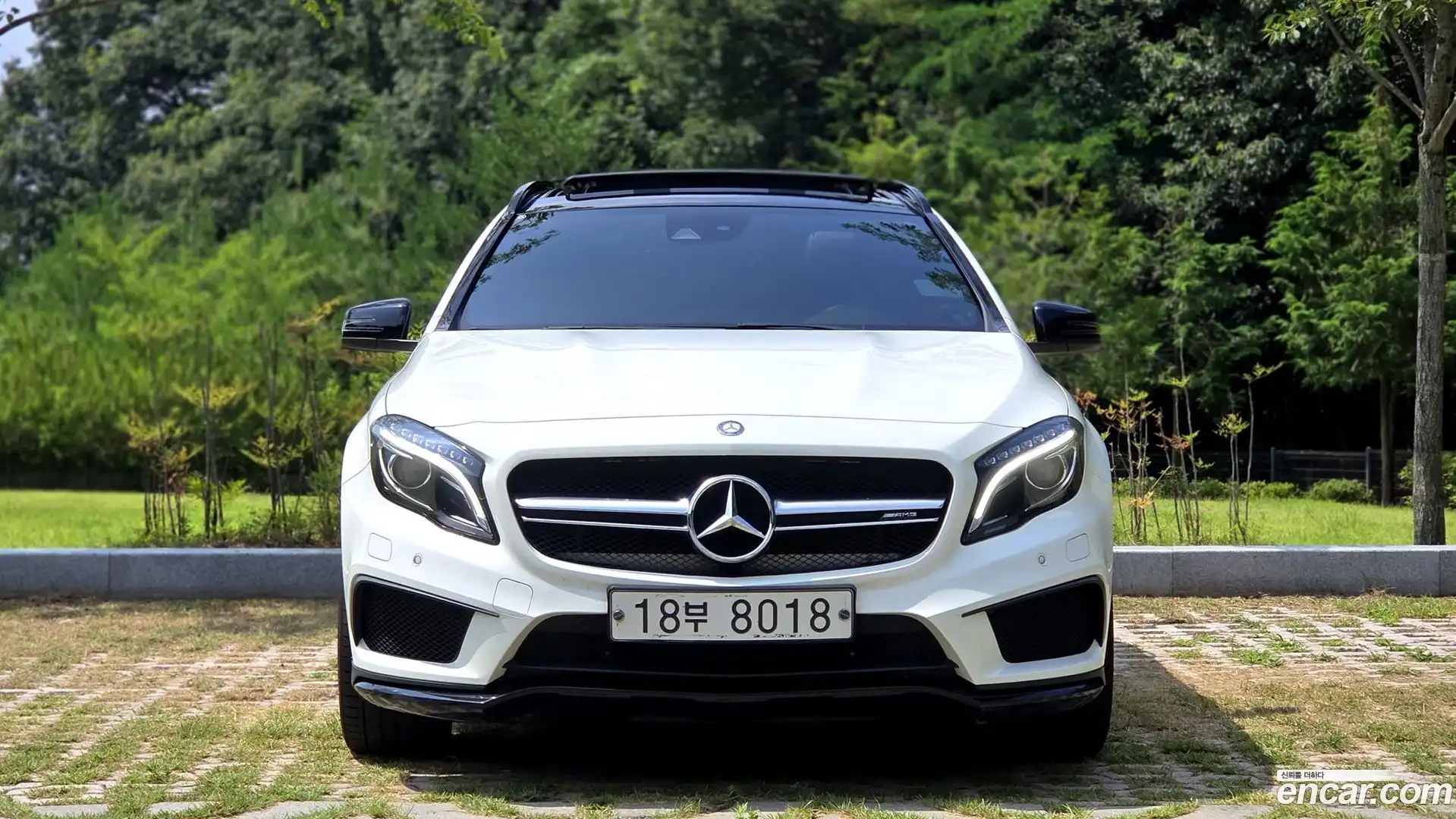 GLA-Class Mercedes-Benz 2016.3-OUTER-005
