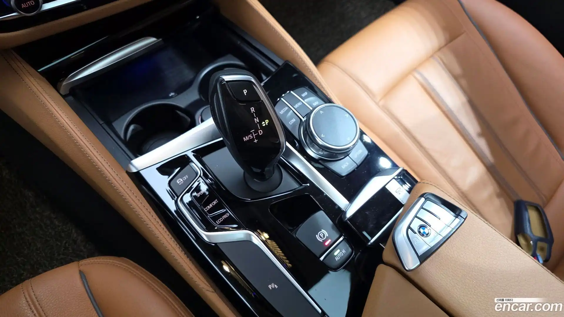 5-Series BMW 2018.6-INNER-009