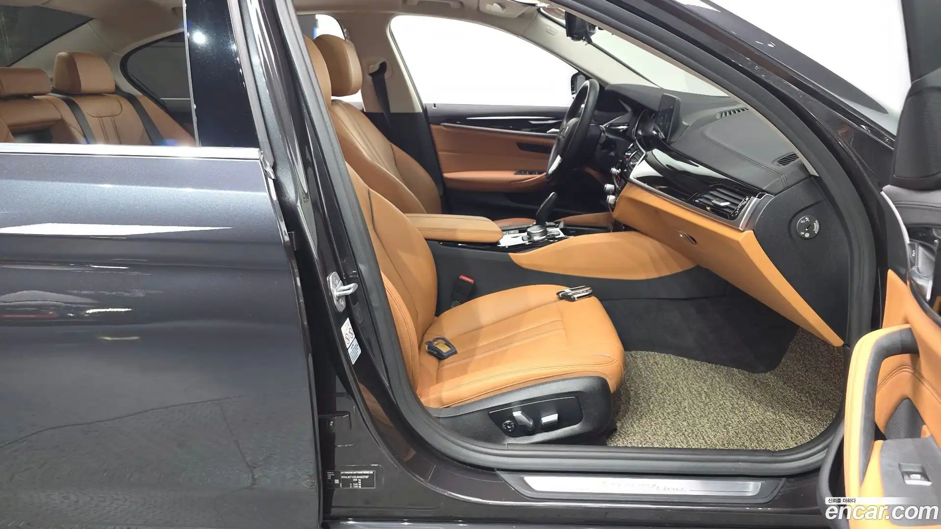 5-Series BMW 2018.6-INNER-036