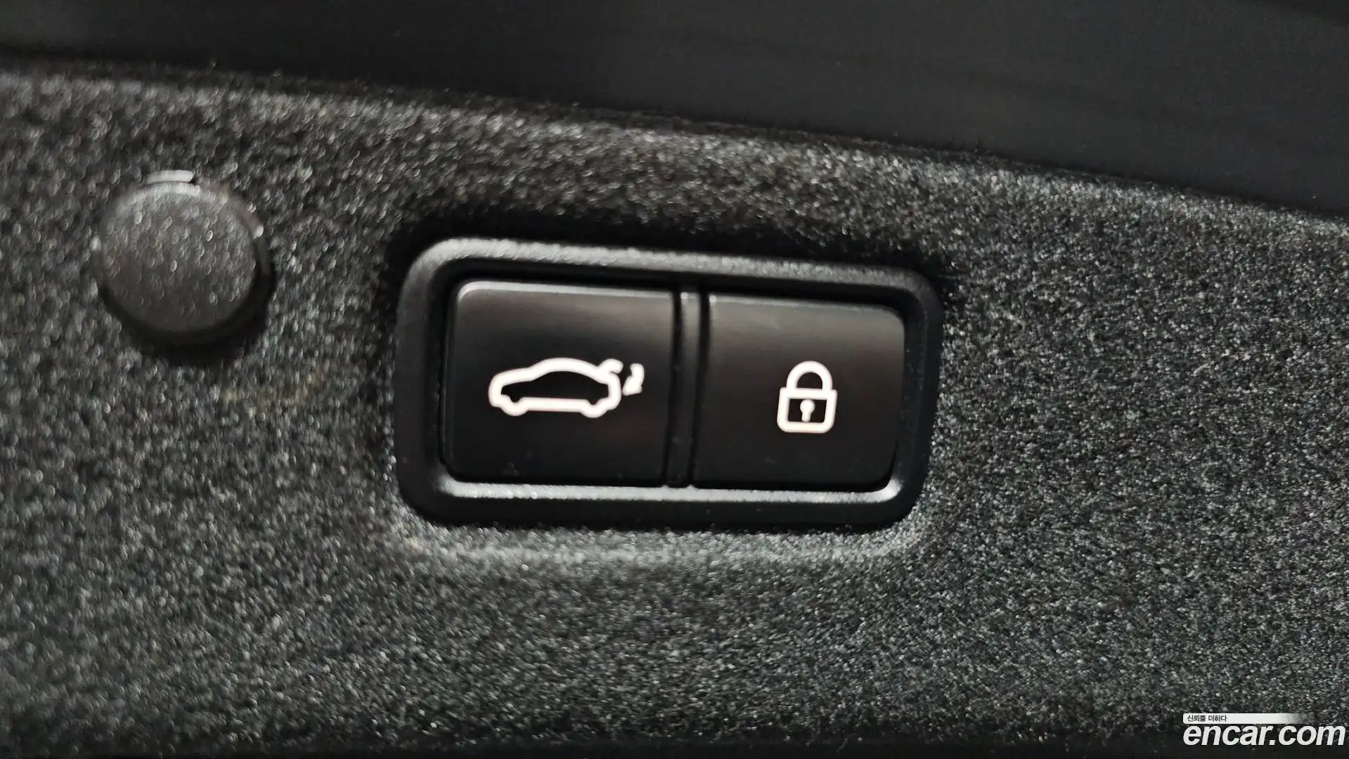 Grandeur Hyundai 2017.5-OPTION-024