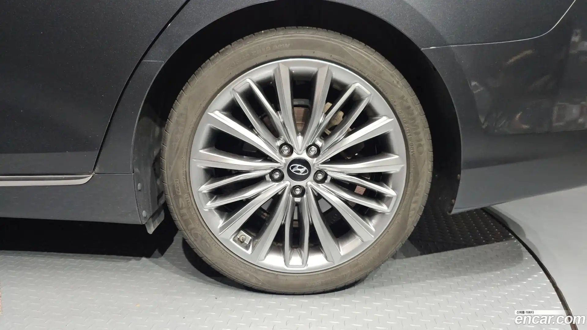 Grandeur Hyundai 2017.5-OUTER-031