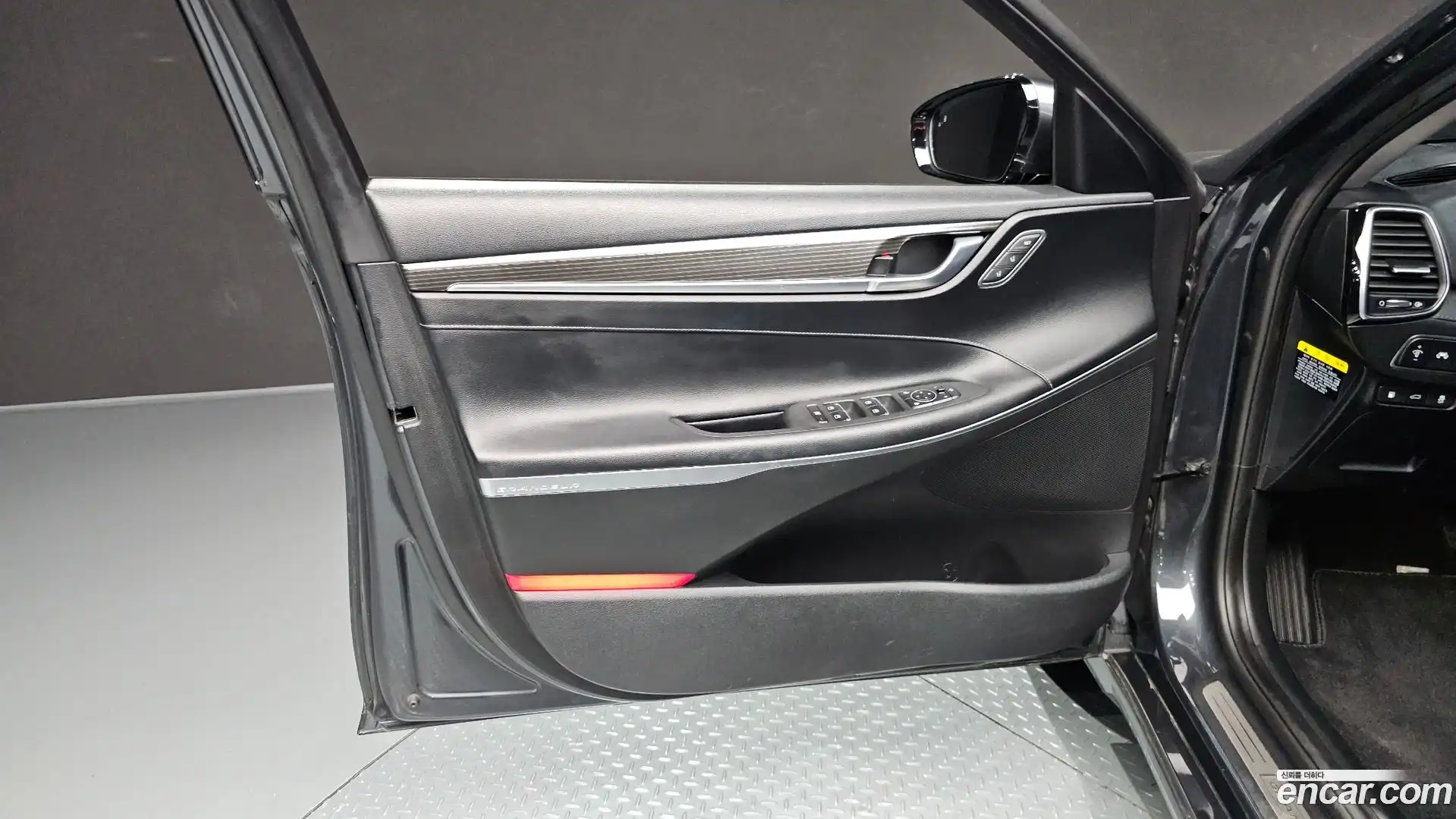 Grandeur Hyundai 2017.5-INNER-034