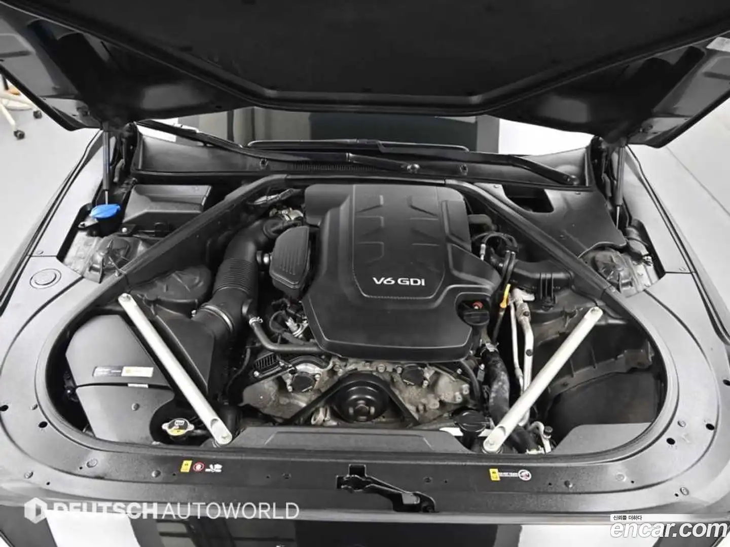 EQ900 Genesis 2016.5-OUTER-006