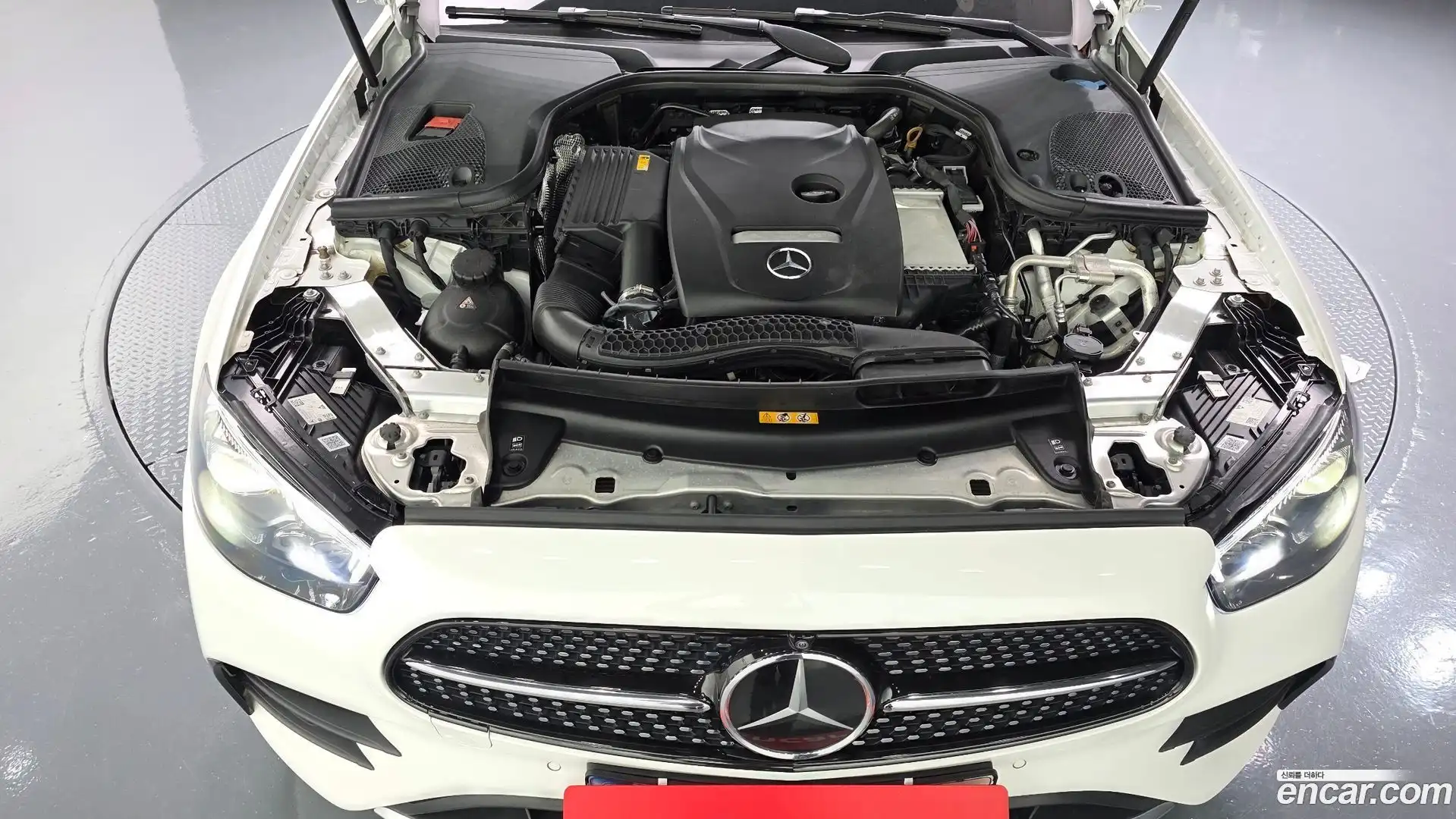 E-Class Mercedes-Benz 2023.7-OUTER-006
