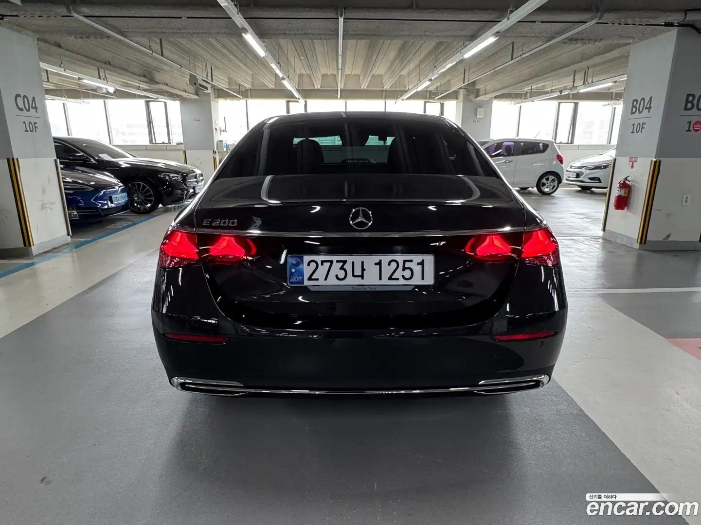 E-Class Mercedes-Benz 2025.0-OUTER-004