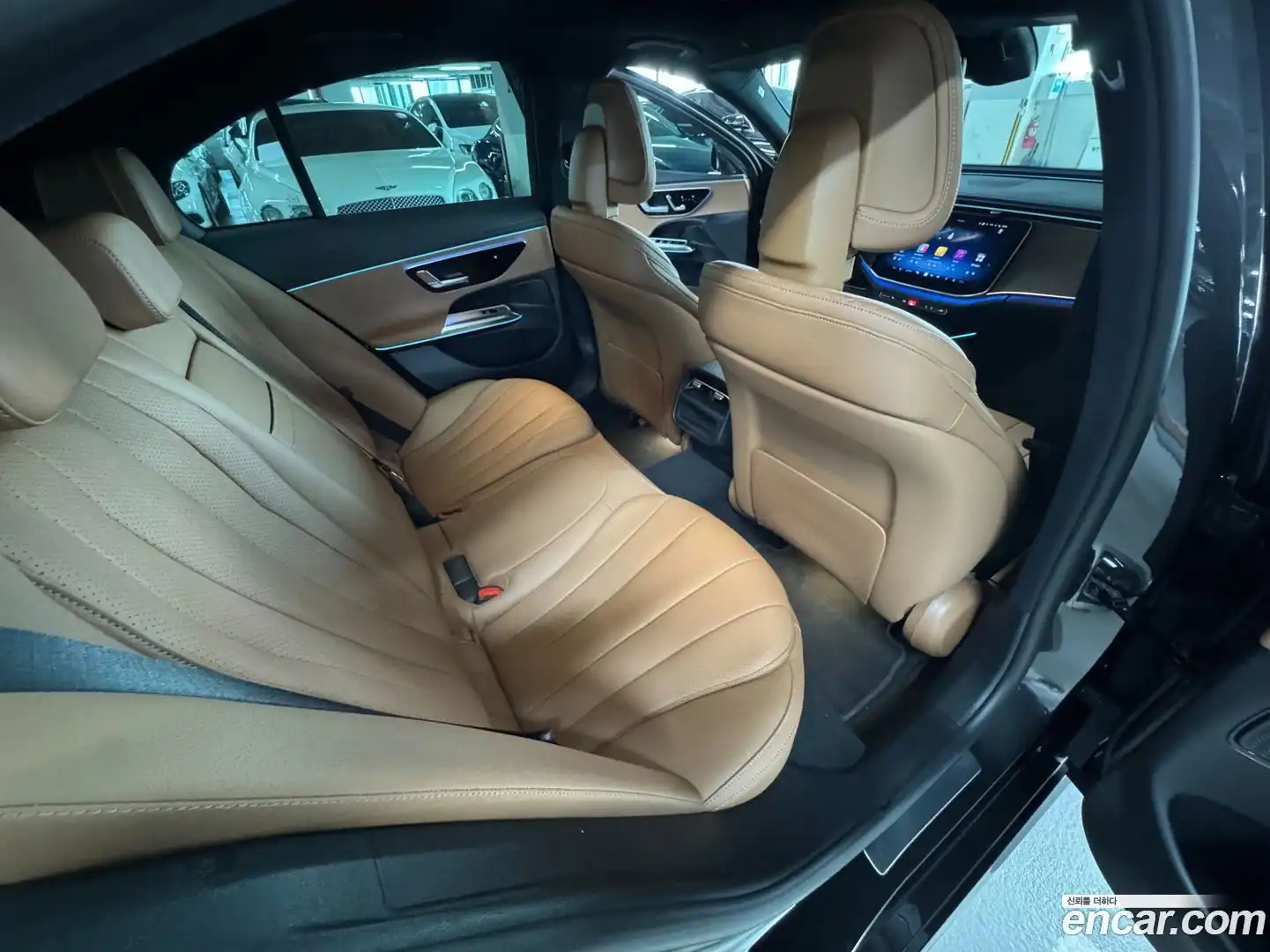 E-Class Mercedes-Benz 2025.0-OPTION-015