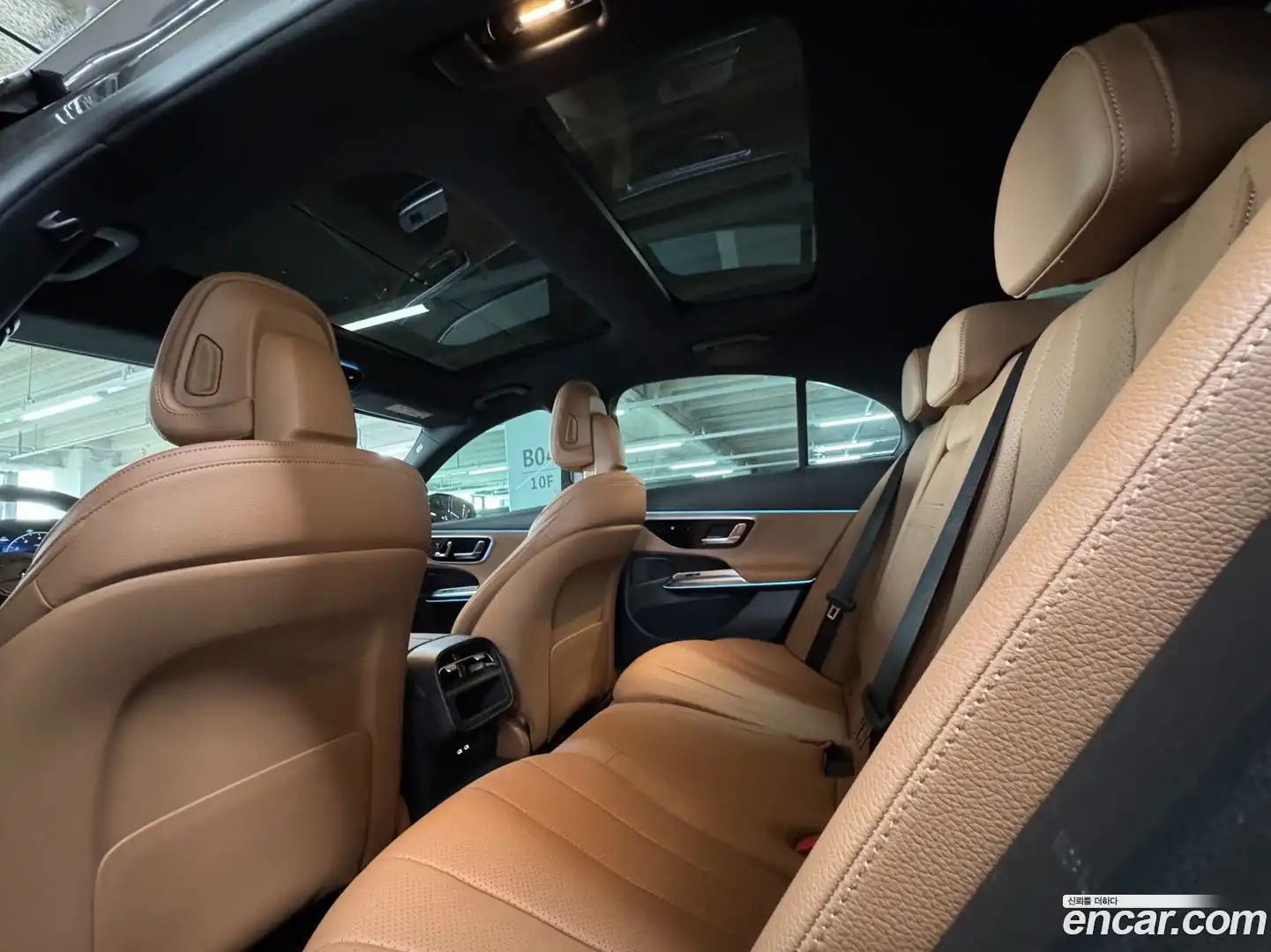 E-Class Mercedes-Benz 2025.0-OPTION-018