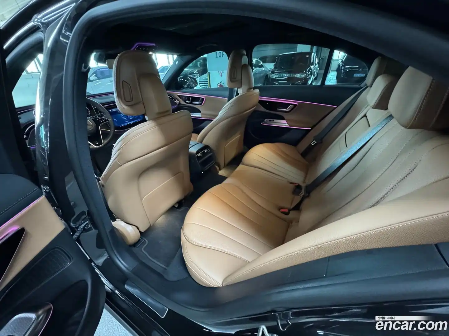 E-Class Mercedes-Benz 2025.0-OPTION-020