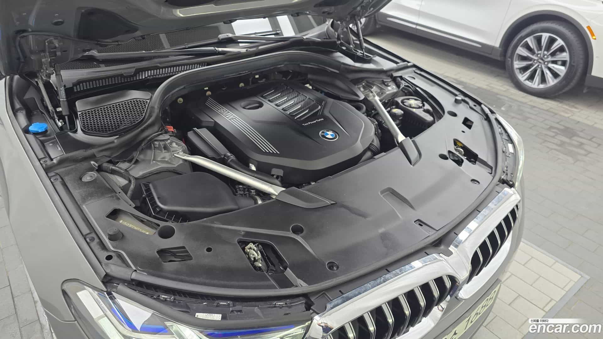 Gran Turismo BMW 2021.2-OUTER-006