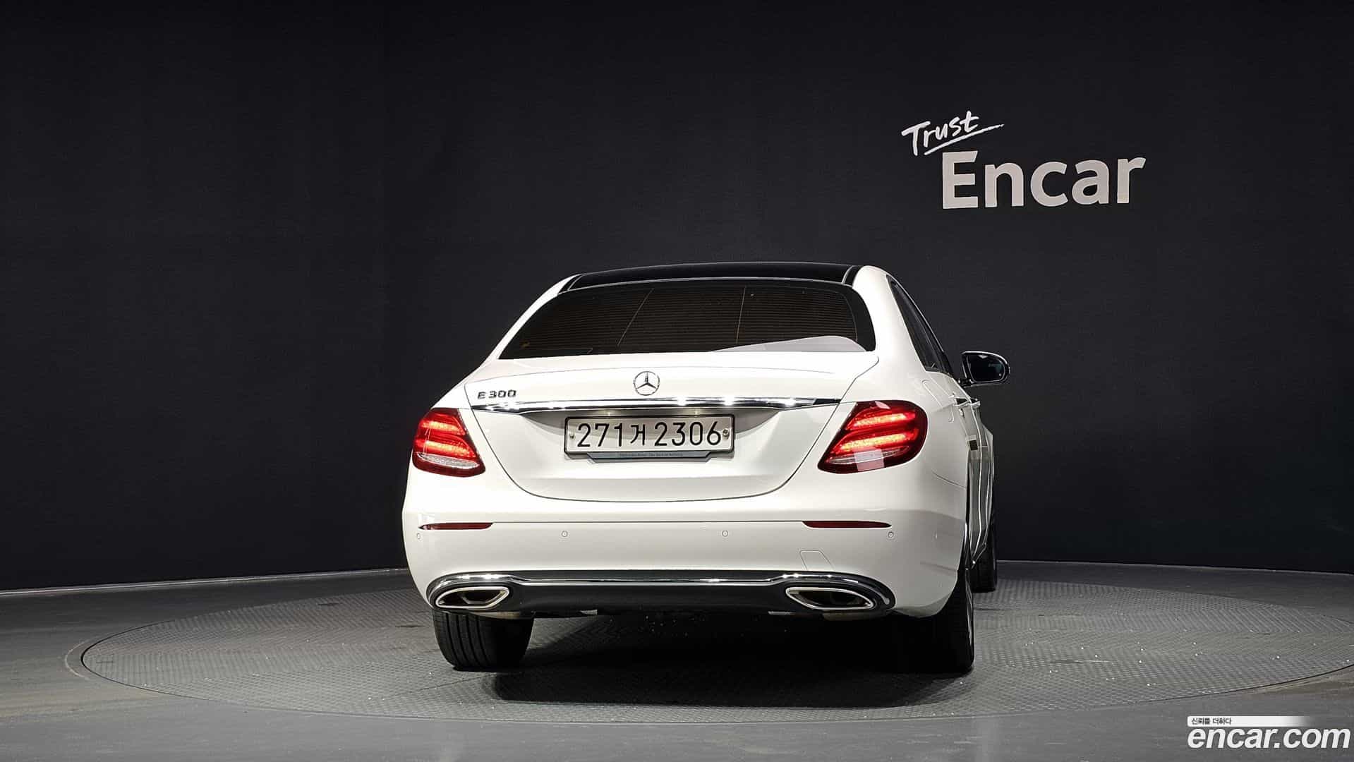 E-Class Mercedes-Benz 2019.8-OUTER-004
