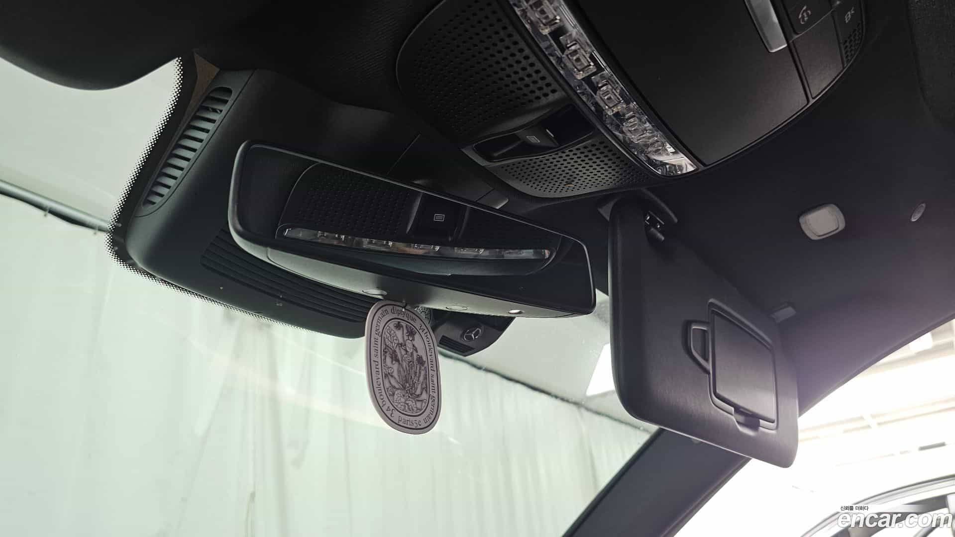 E-Class Mercedes-Benz 2019.8-OPTION-021