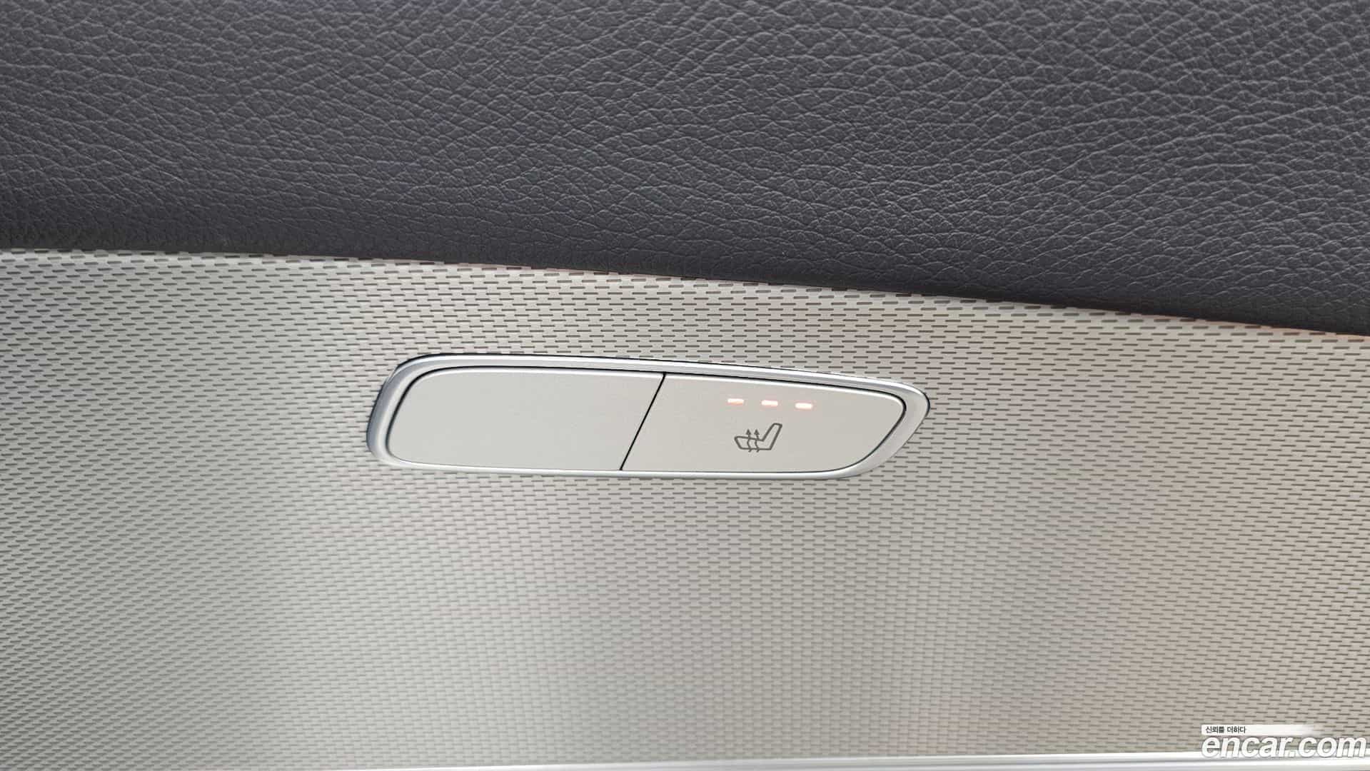 E-Class Mercedes-Benz 2019.8-OPTION-023