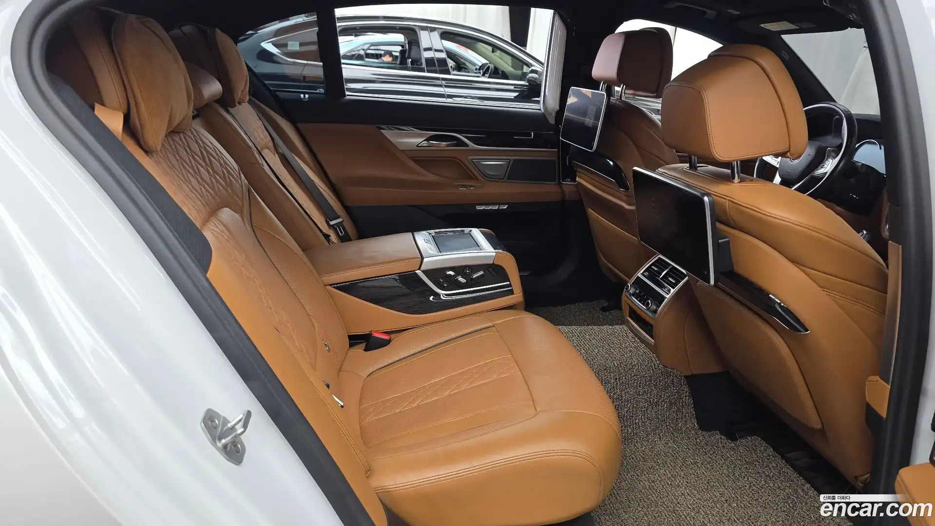 7-Series BMW 2018.1-OPTION-017
