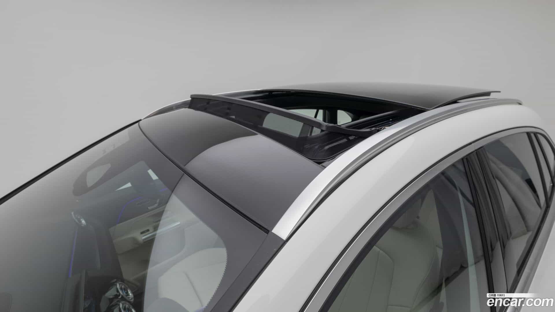 EQA Mercedes-Benz 2025.8-OPTION-016