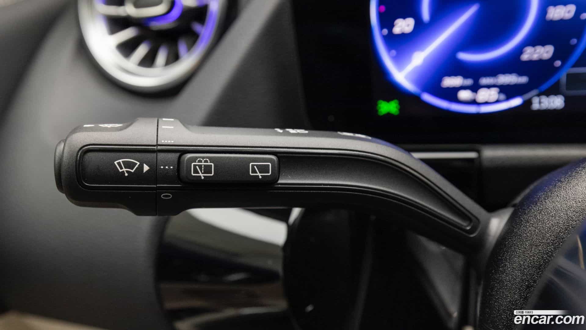 EQA Mercedes-Benz 2025.8-OPTION-022