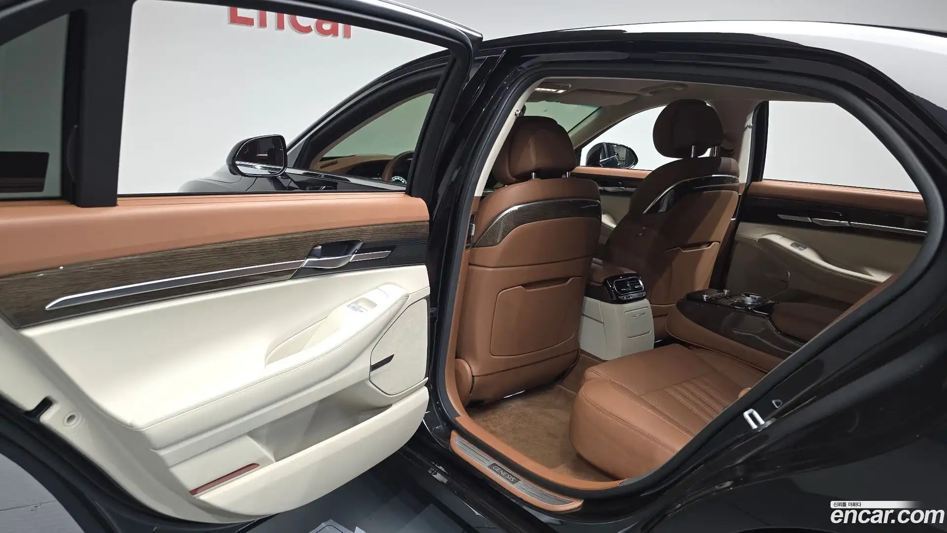 G90 Genesis 2019.1-INNER-036