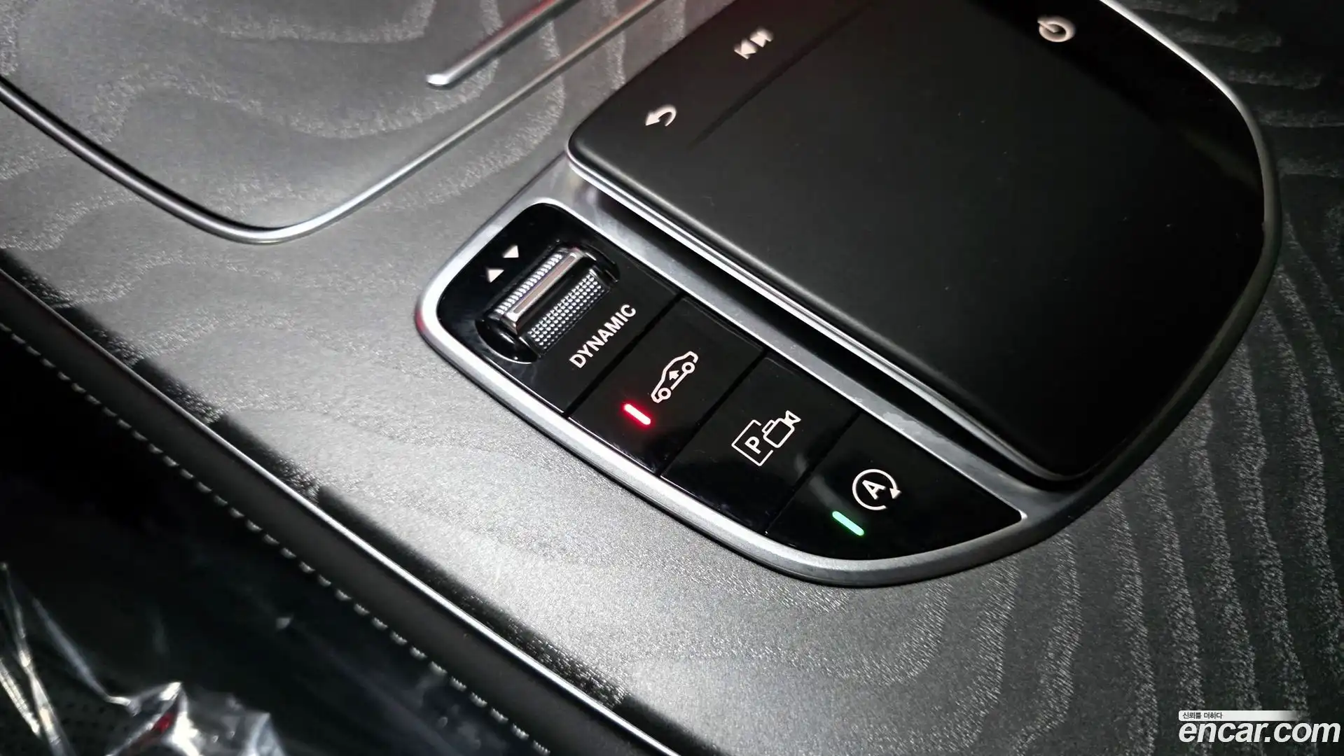 CLS-Class Mercedes-Benz 2022.10-OPTION-021