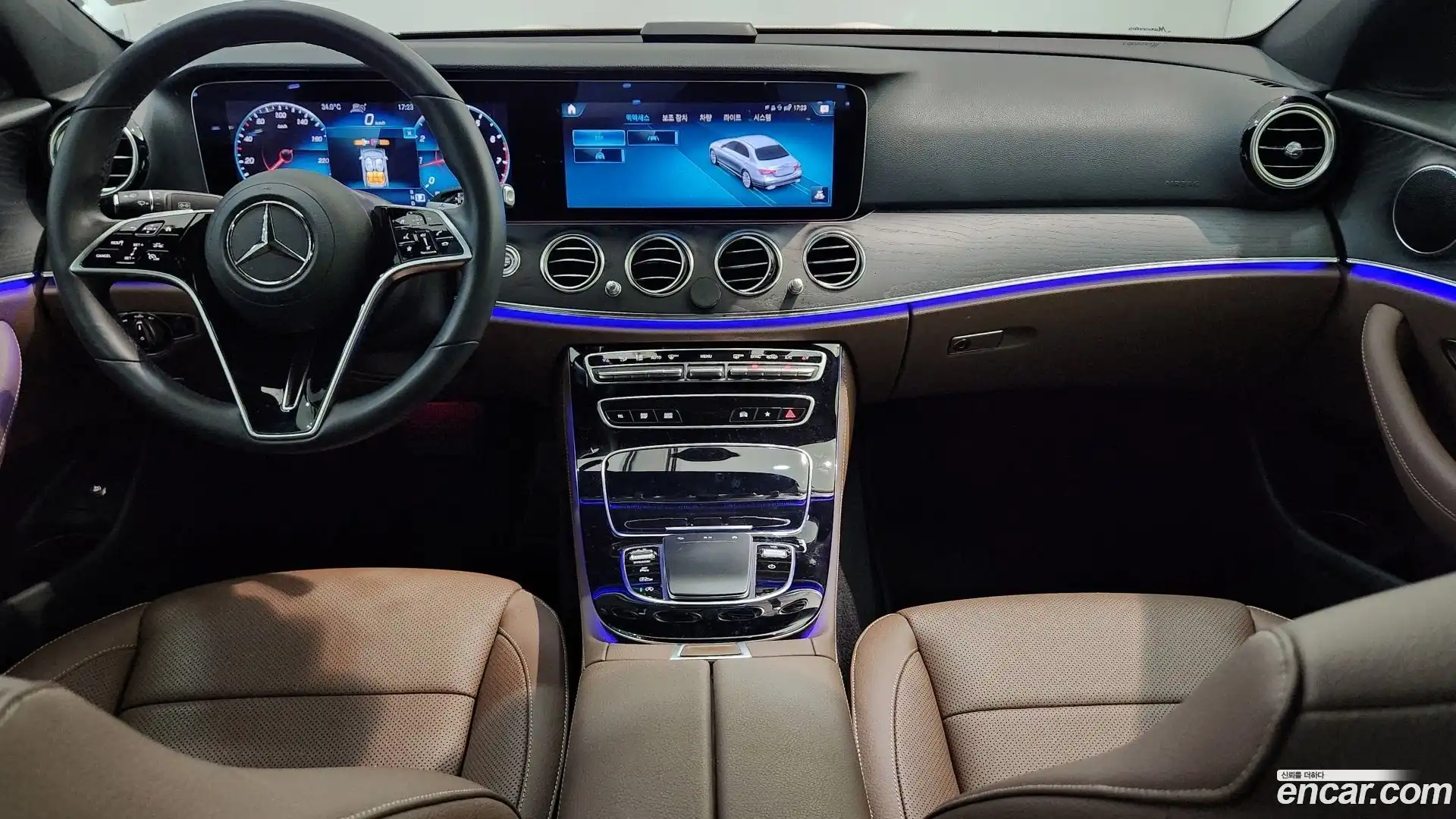 E-Class Mercedes-Benz 2023.11-INNER-008