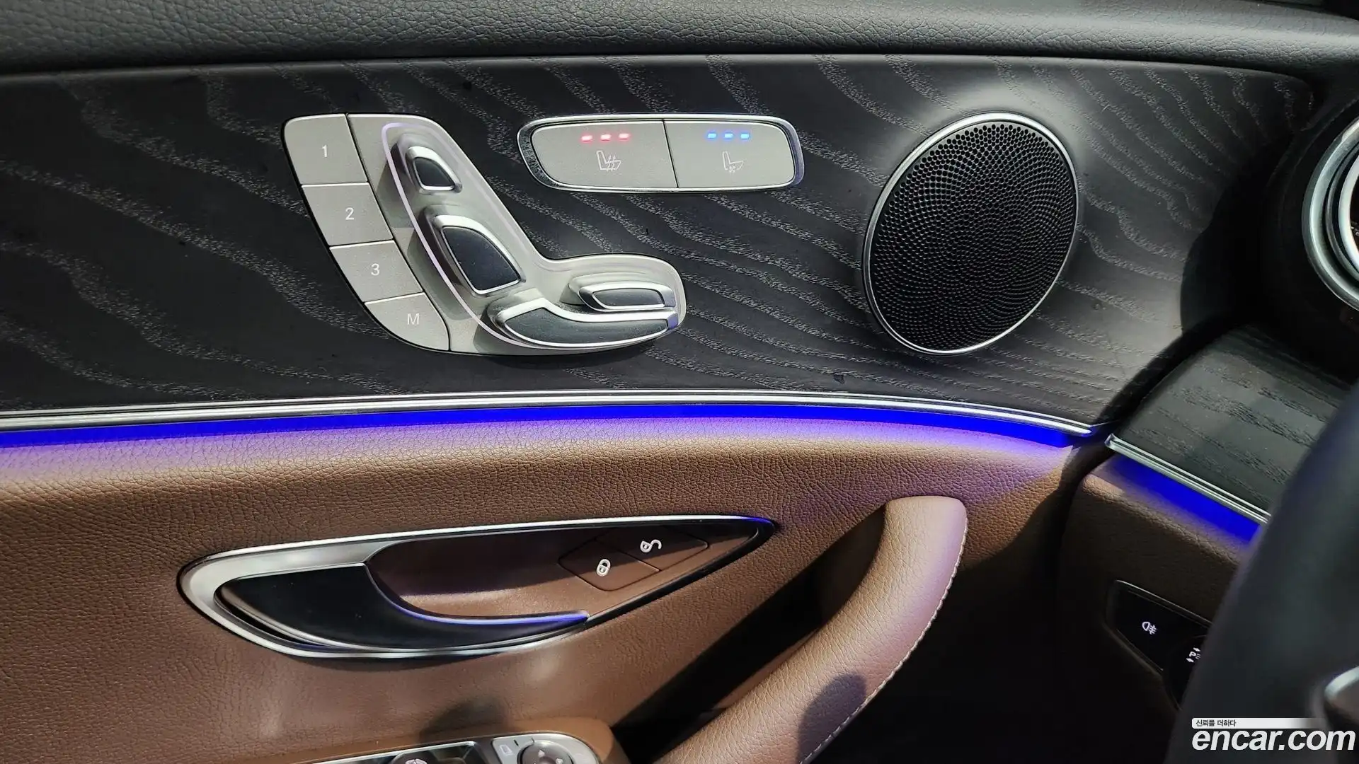 E-Class Mercedes-Benz 2023.11-OPTION-017