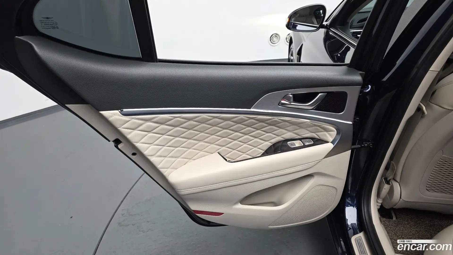 G70 Genesis 2018.9-INNER-034