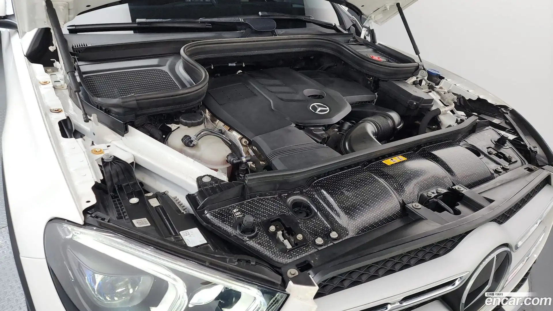 GLE-Class Mercedes-Benz 2023.6-OUTER-006