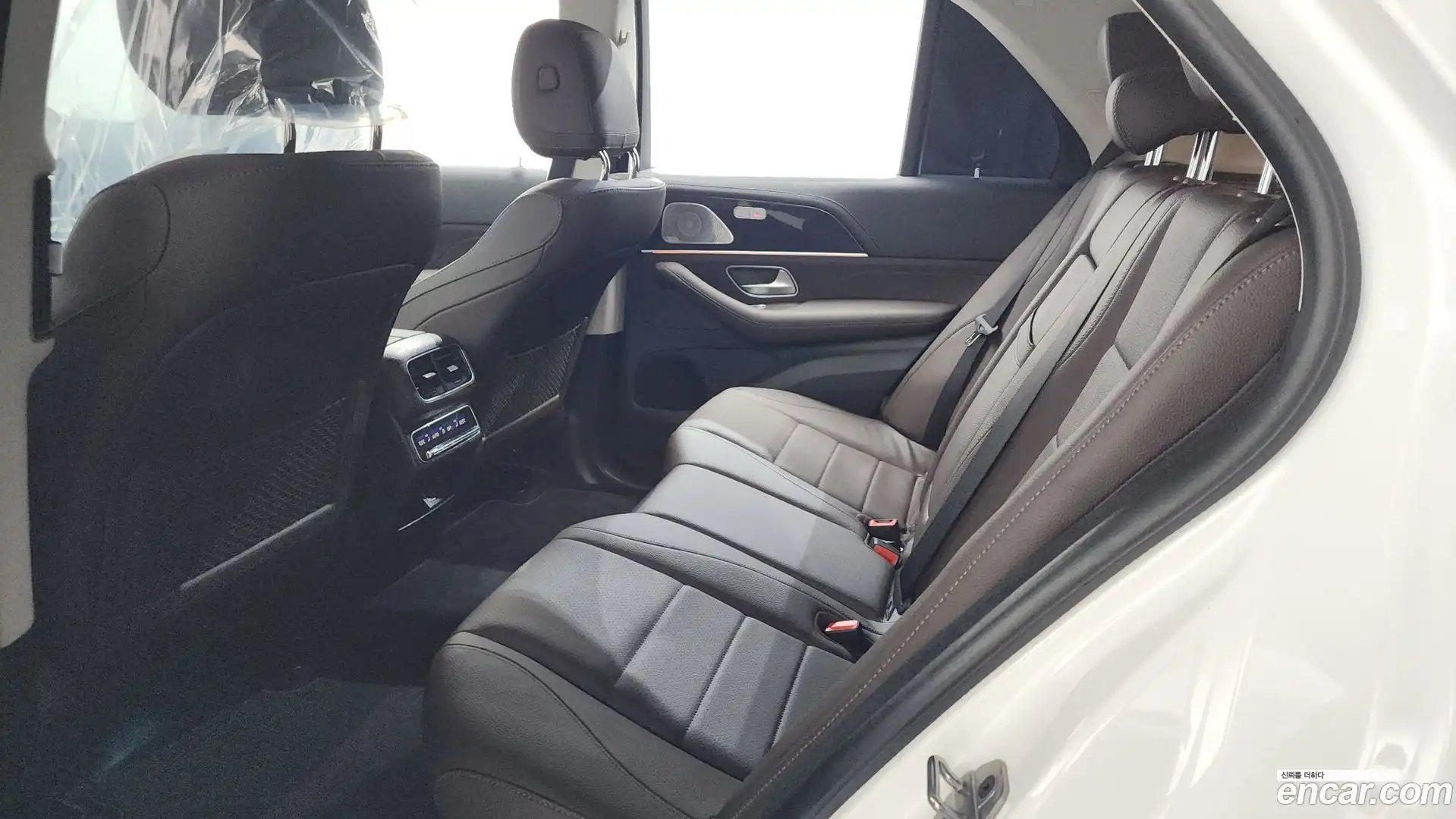 GLE-Class Mercedes-Benz 2023.6-OPTION-015