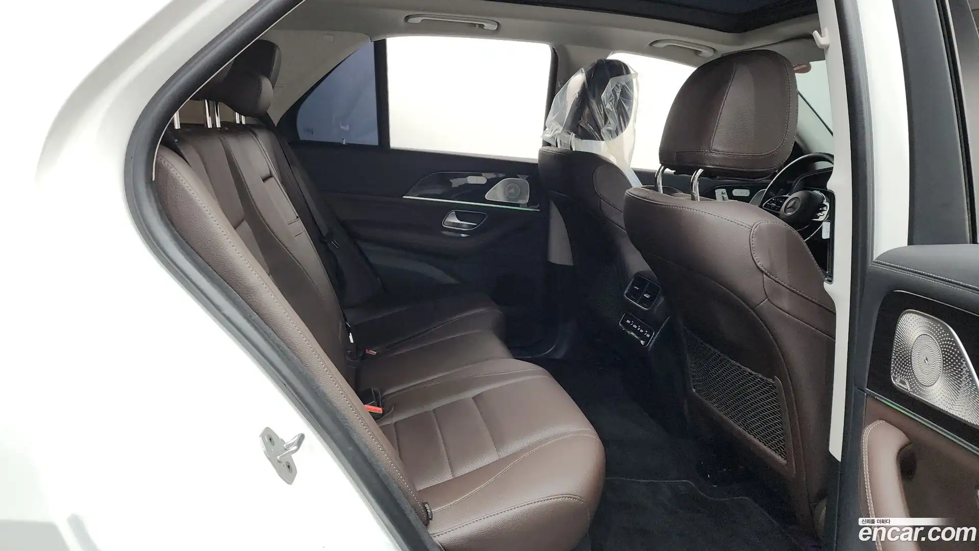GLE-Class Mercedes-Benz 2023.6-OPTION-024