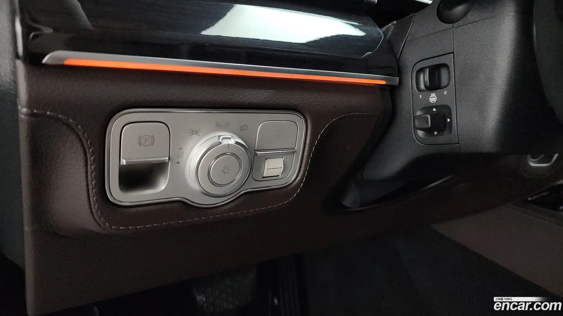 GLE-Class Mercedes-Benz 2023.6-OPTION-042