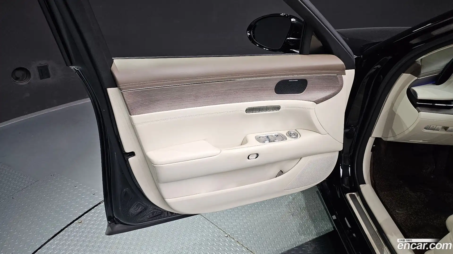 G90 Genesis 2022.5-INNER-034