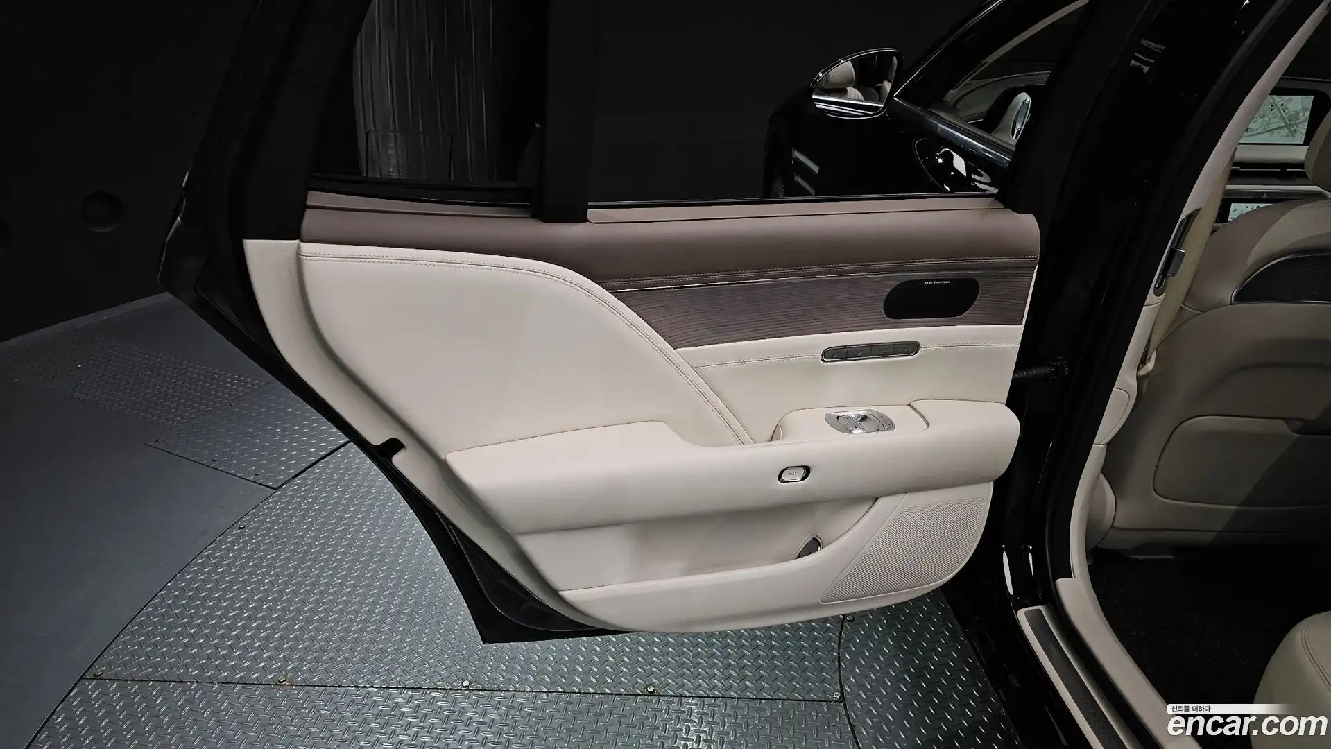 G90 Genesis 2022.5-INNER-035
