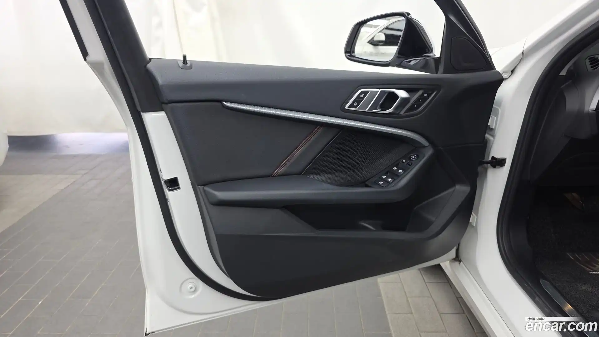 1-Series BMW 2020.10-INNER-034