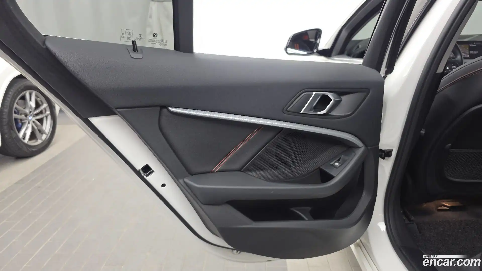 1-Series BMW 2020.10-INNER-035
