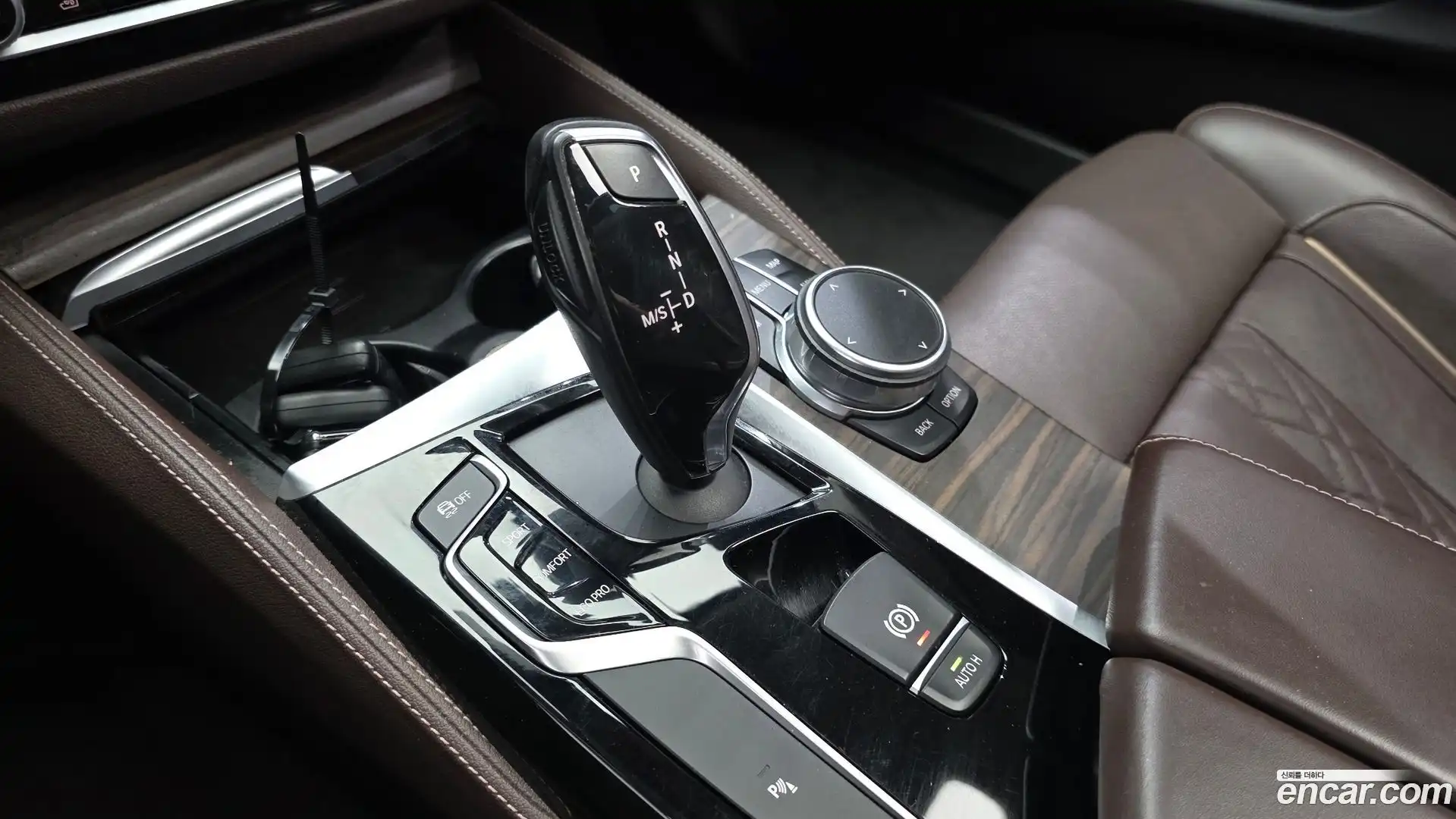 5-Series BMW 2018.9-INNER-009