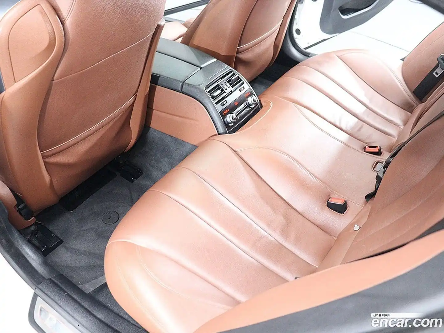 6-Series BMW 2015.0-INNER-010