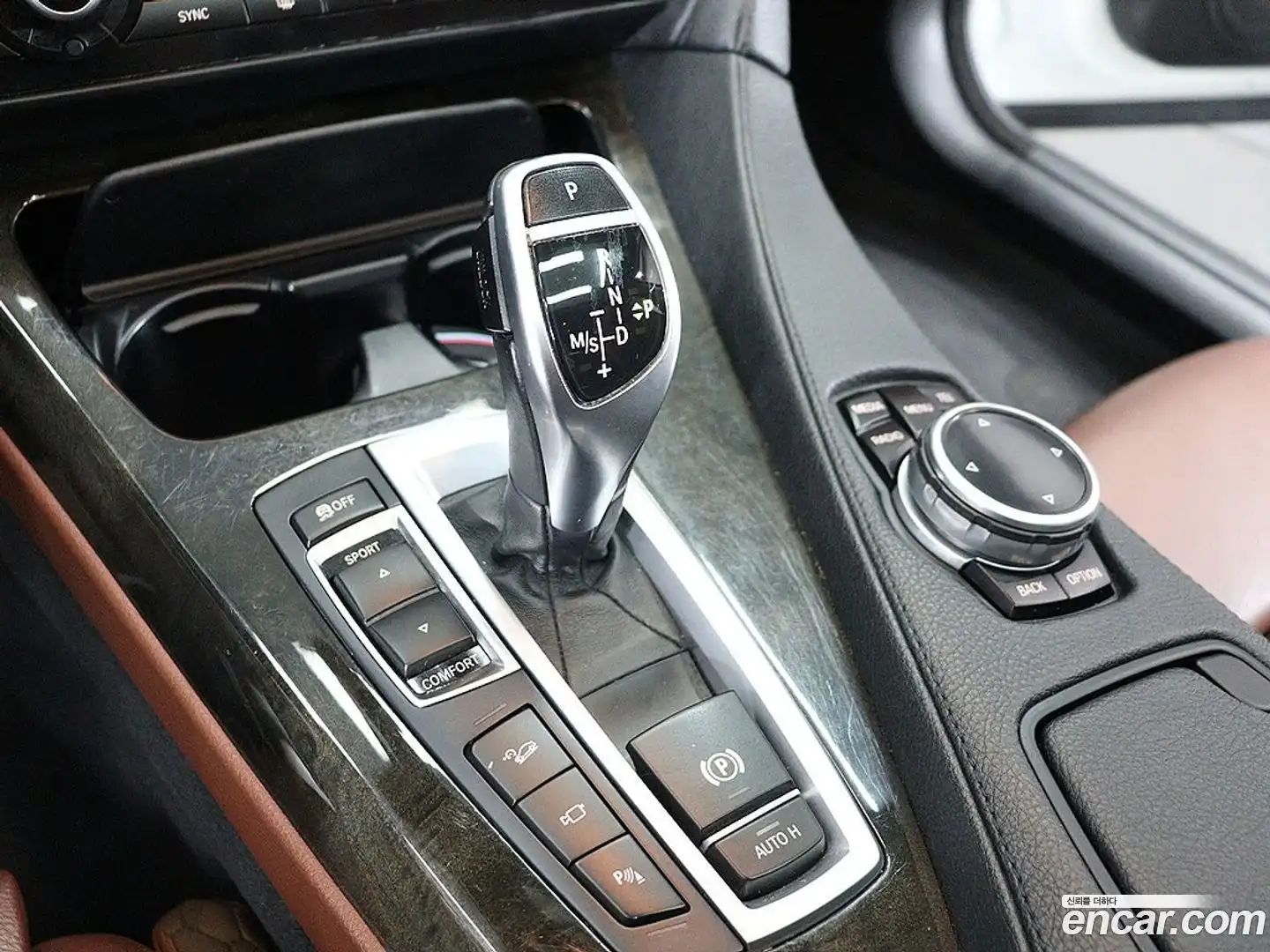 6-Series BMW 2015.0-OPTION-023