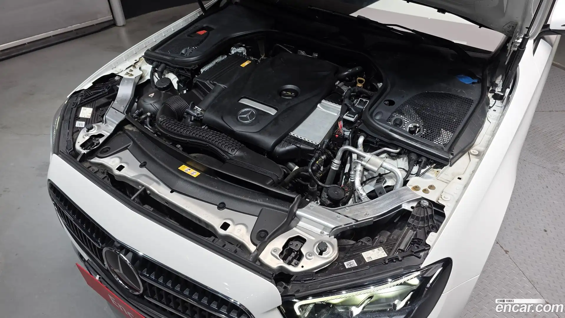 E-Class Mercedes-Benz 2021.11-OUTER-006