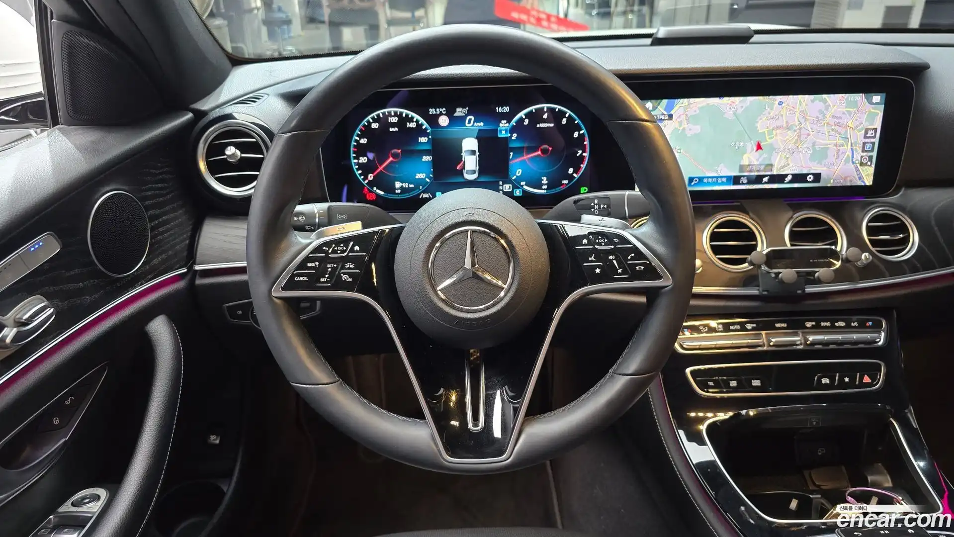 E-Class Mercedes-Benz 2021.11-OPTION-017