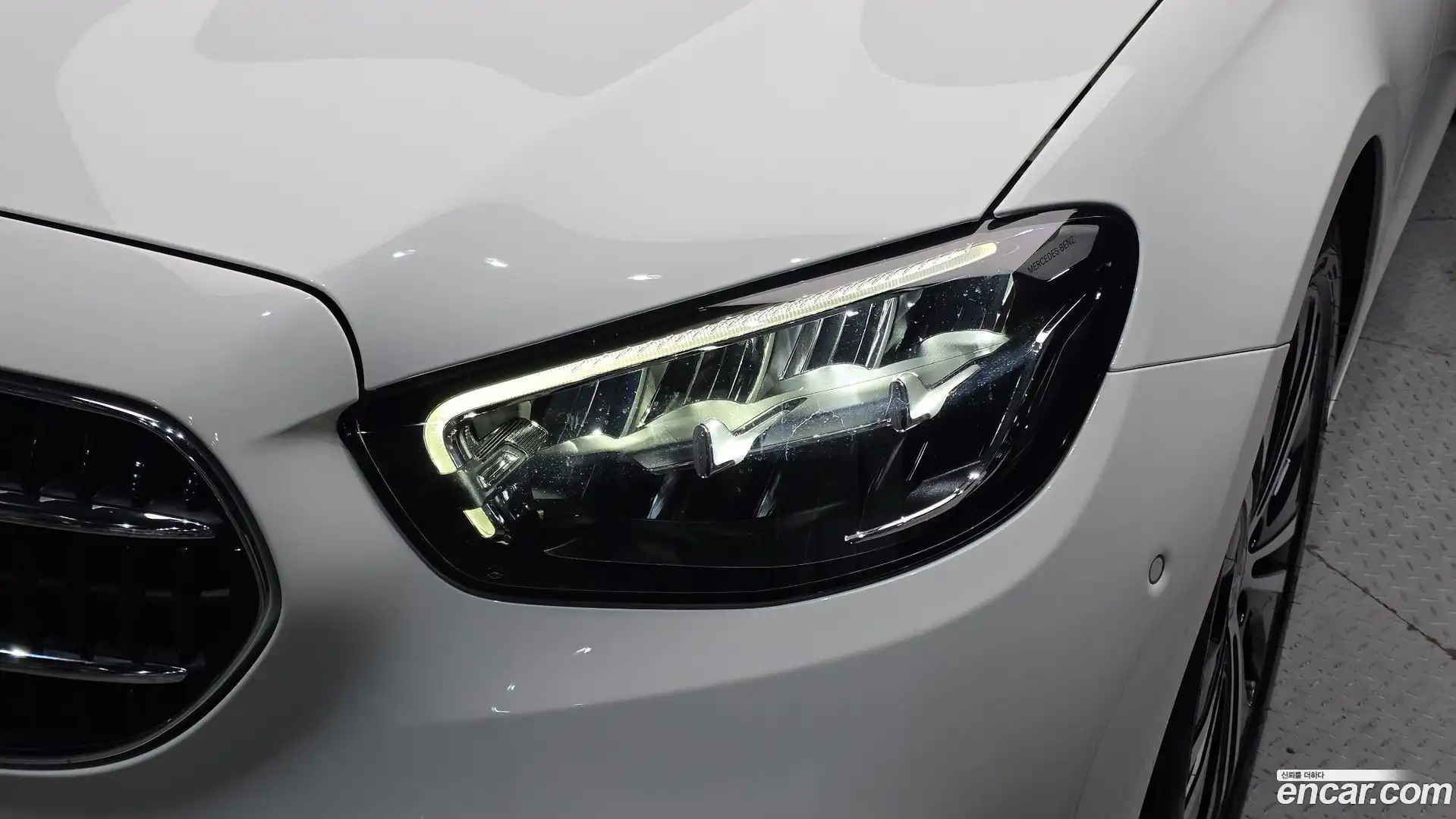 E-Class Mercedes-Benz 2021.11-OUTER-032