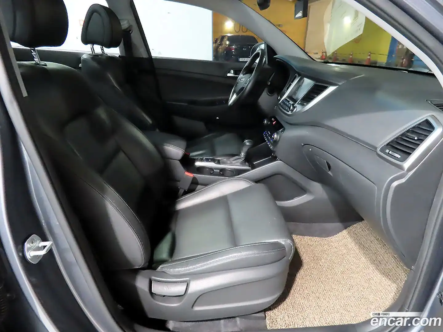 Tucson Hyundai 2017.0-INNER-008