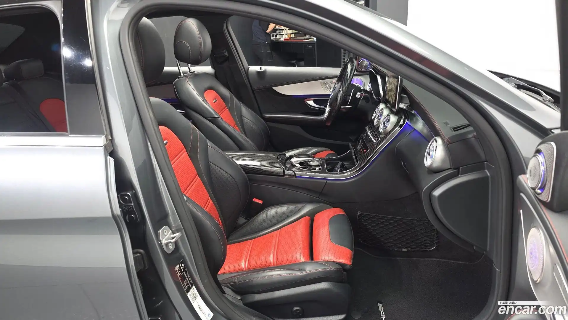 C-Class Mercedes-Benz 2017.6-OPTION-015